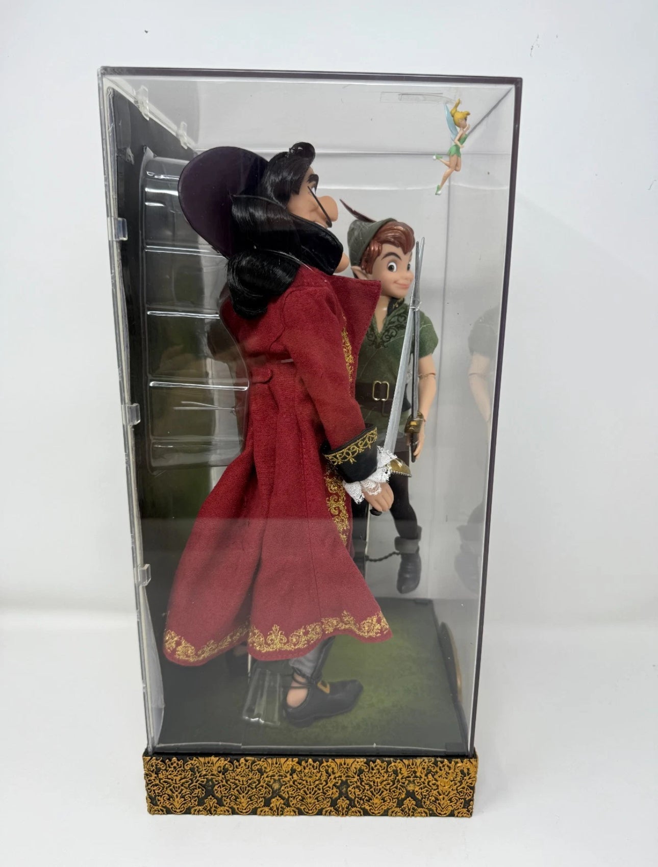 Disney Fairytale Designer Collection Peter Pan And Captain Hook Limited Edition Doll Set
