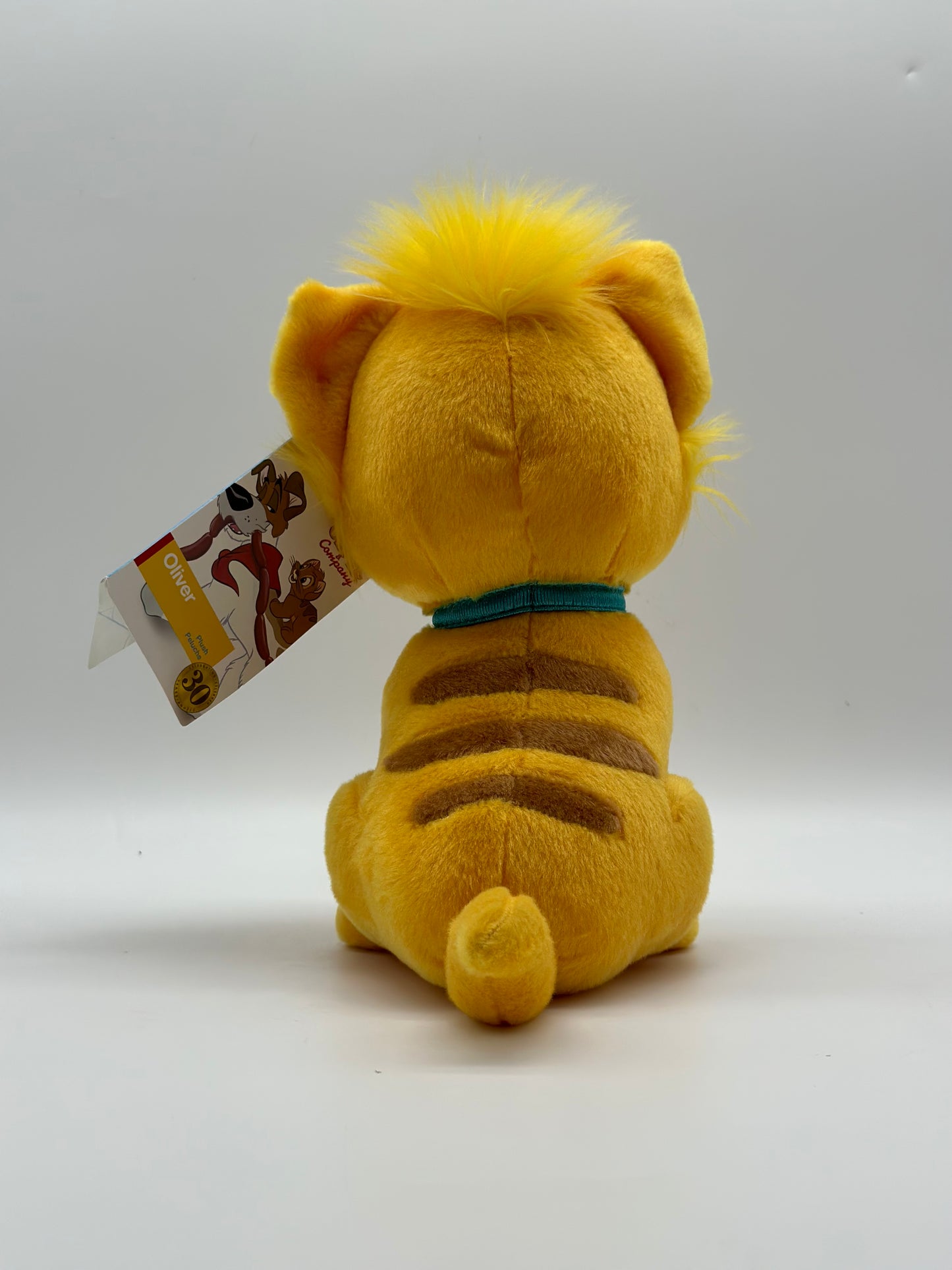 Oliver Plush Medium