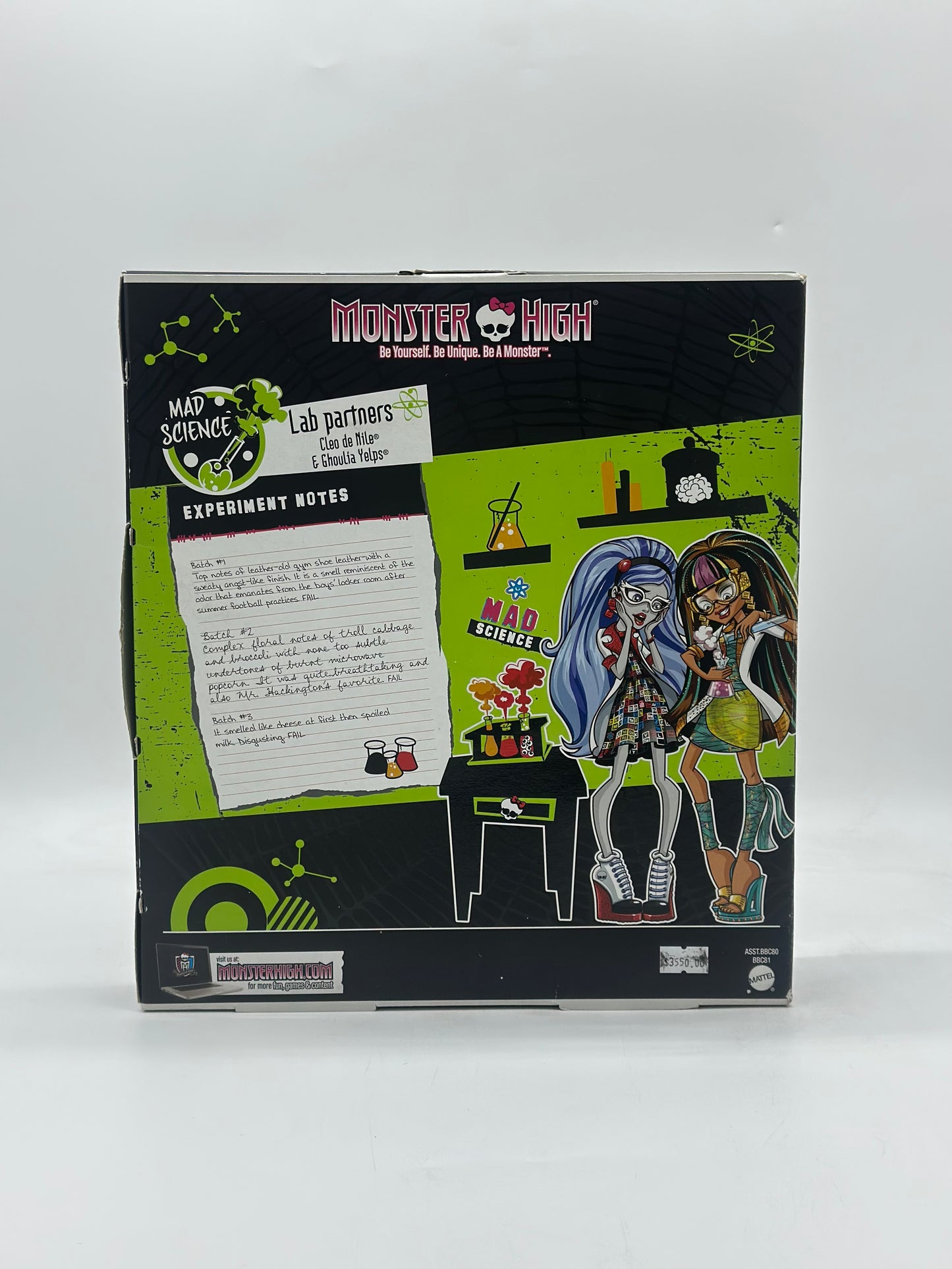 Monster High Mad Science Class Lab Partners Cleo de Nile & Ghoulia Yelps