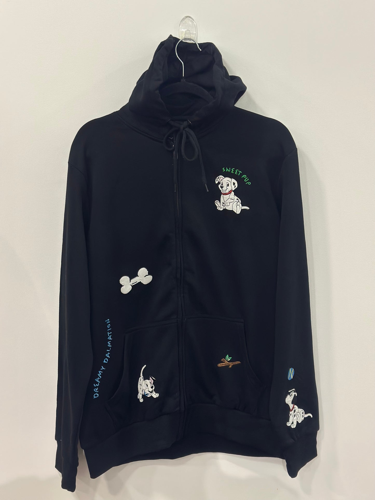 Disney 101 Dalmatians Puppies Embroidered Allover Print Hoodie Medium