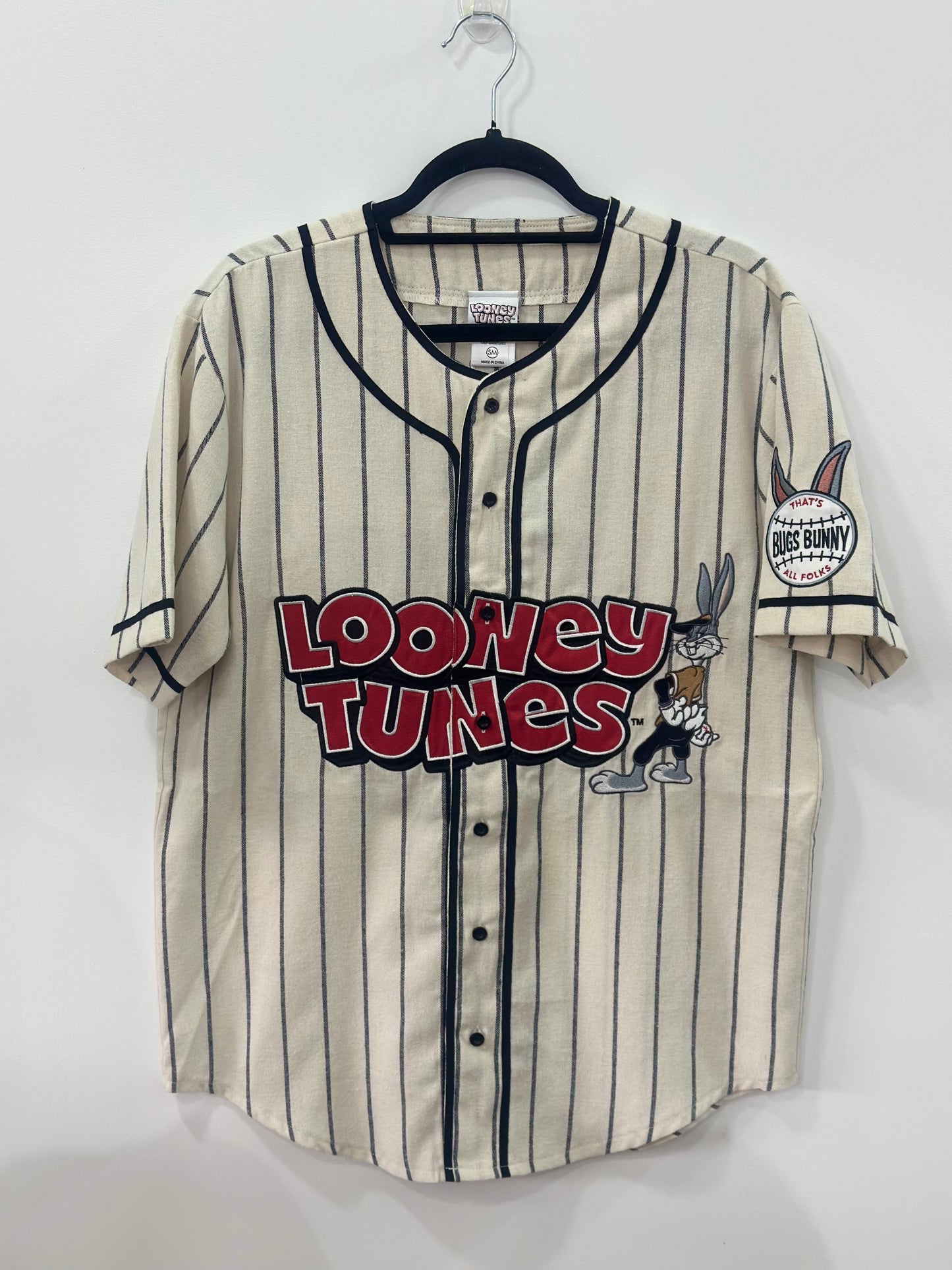 Warner Bross Looney Tunes Bugs Bunny Striped Baseball Jersey Small