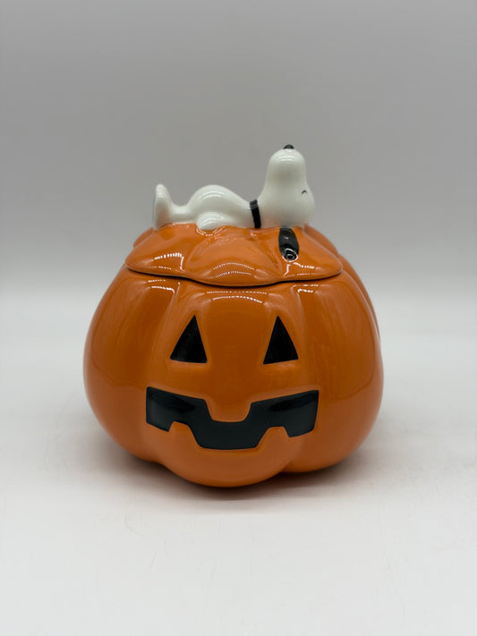 Peanuts Snoopy The Great Pumpkin Cookie Jar