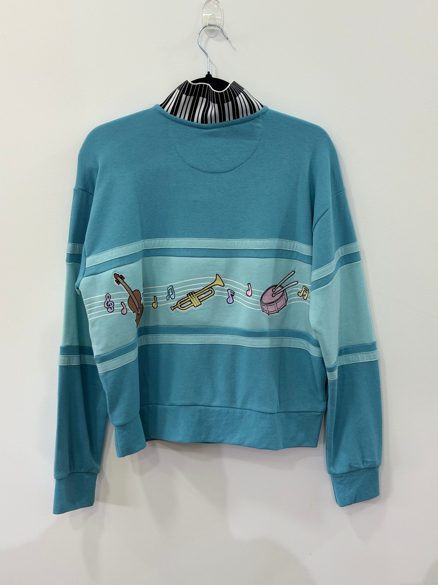 Disney The Aristocats Piano Quarter Zip Women’s Crewneck Small