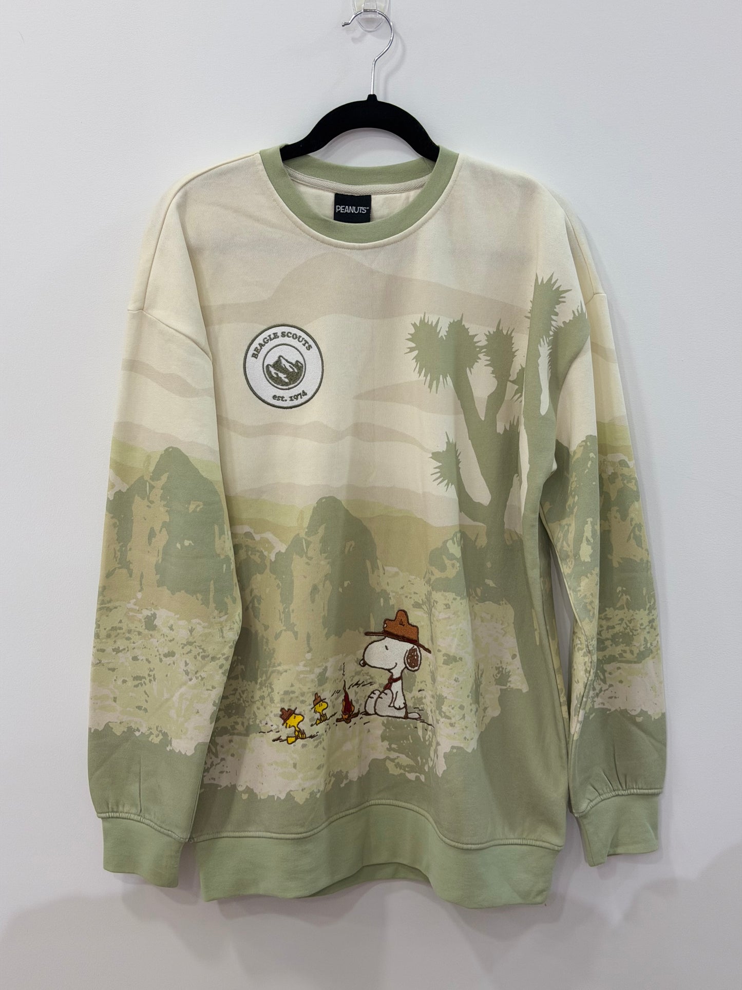 Peanuts Snoopy Beagle Scouts Scenic Crewneck Small