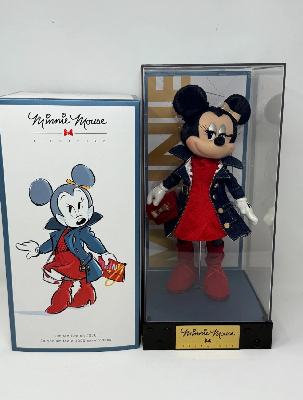 Minnie Mouse Signature Limited Edition Doll Set