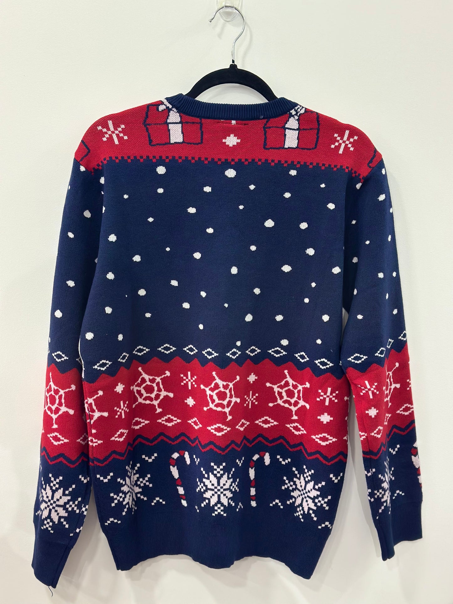 Peanuts Snoopy & Charlie Brown Holiday Sweater Extra Large