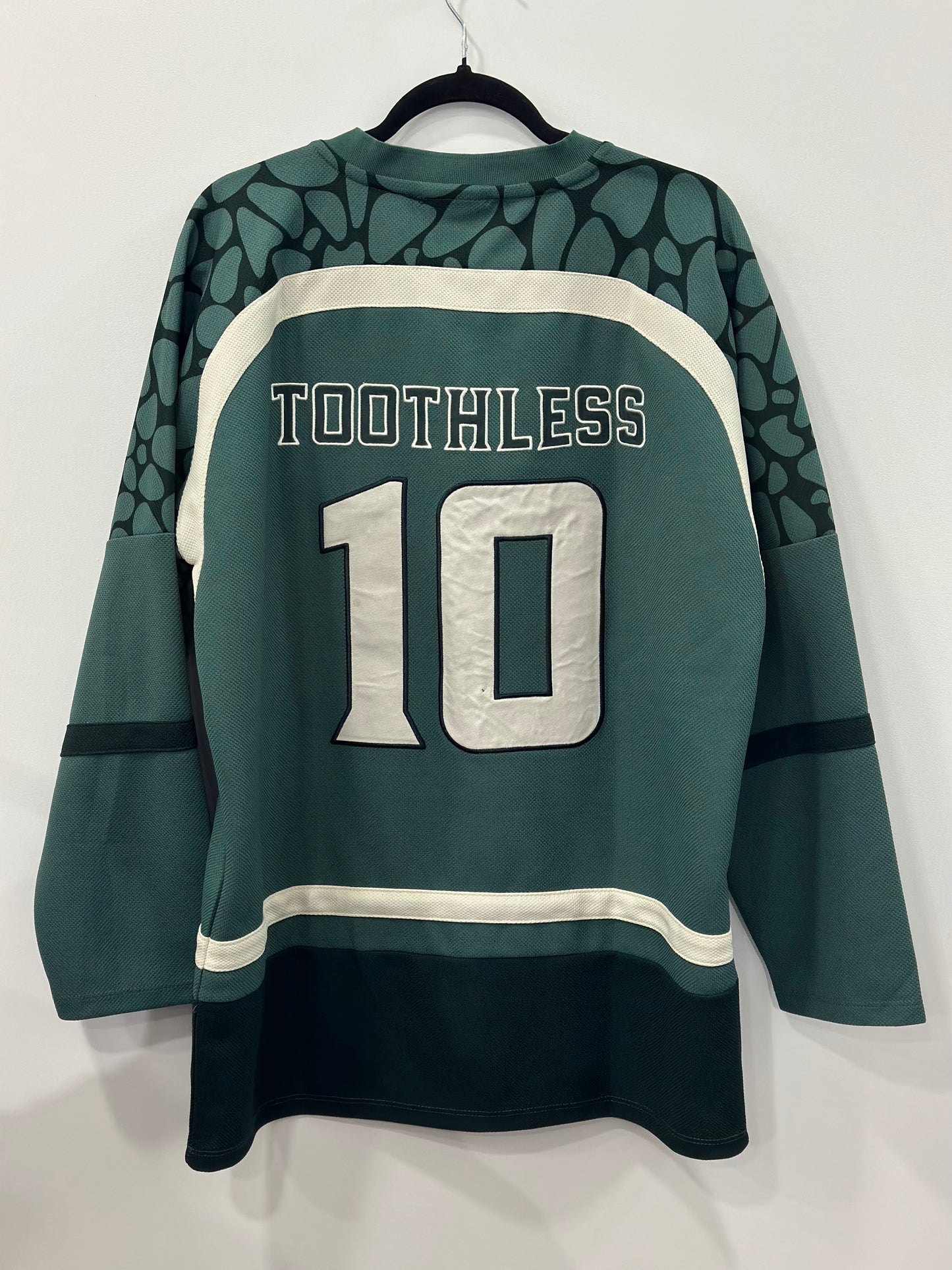 DreamWorks How To Train Your Dragon Toothless Hockey Jersey Medium