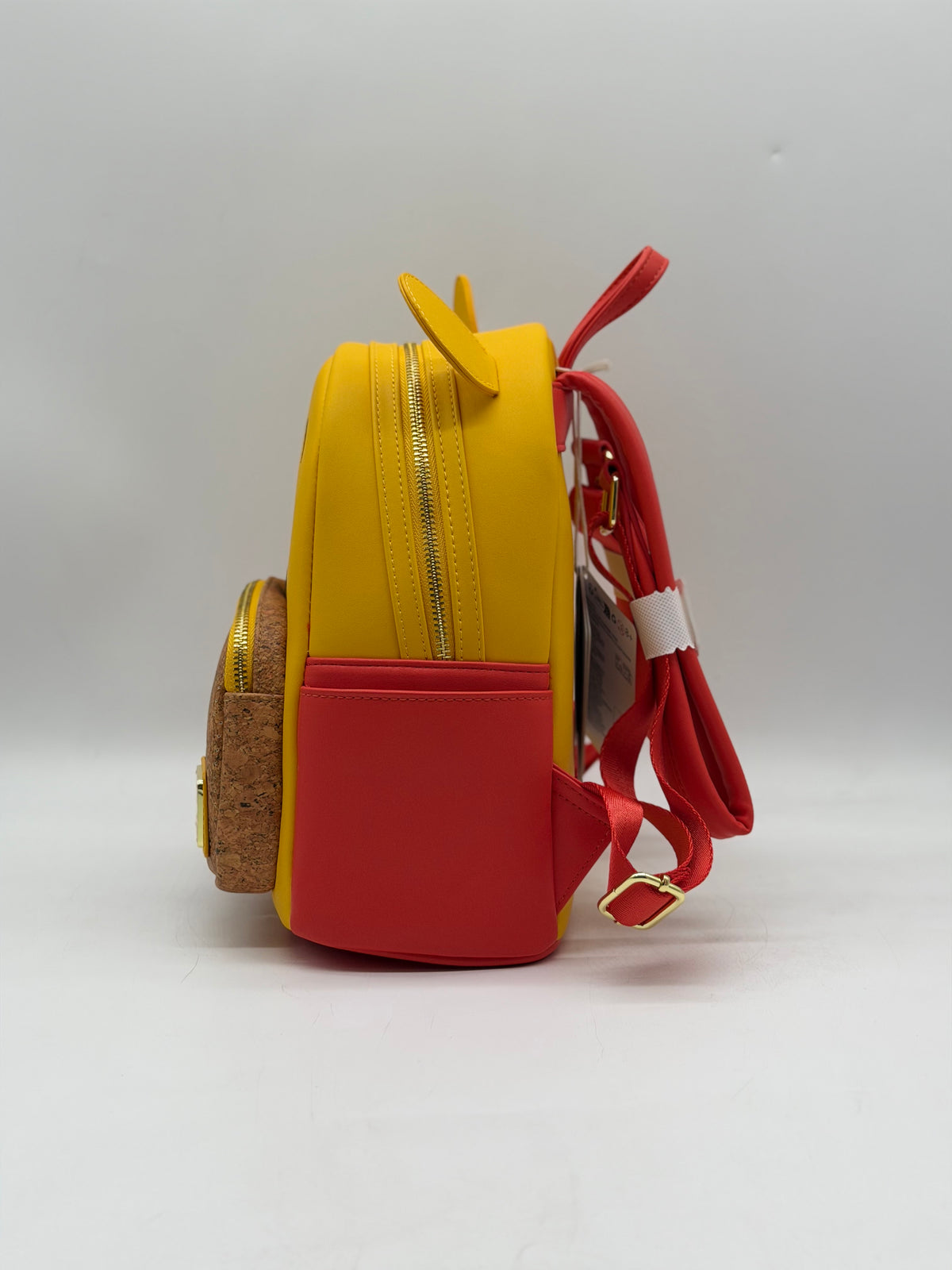 Disney Winnie The Pooh Pin Display Pooh Bear Mini Backpack With Pin
