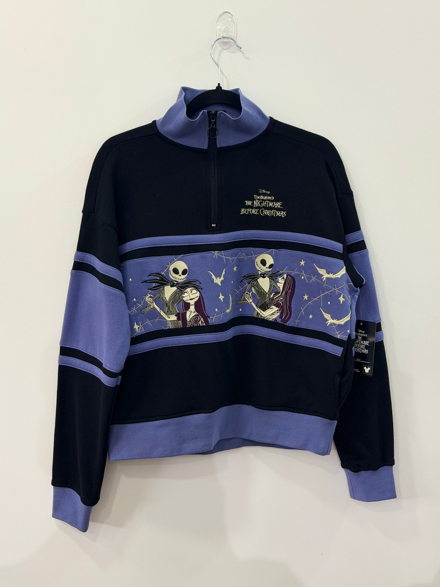 Disney The Nightmare Before Christmas Glows In The Dark Women’s Quarter Zip Crewneck Small